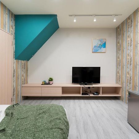 Reise Guesthouse 喜遊旅宿 ゲストハウス 旅マニア Тайнань Екстер'єр фото