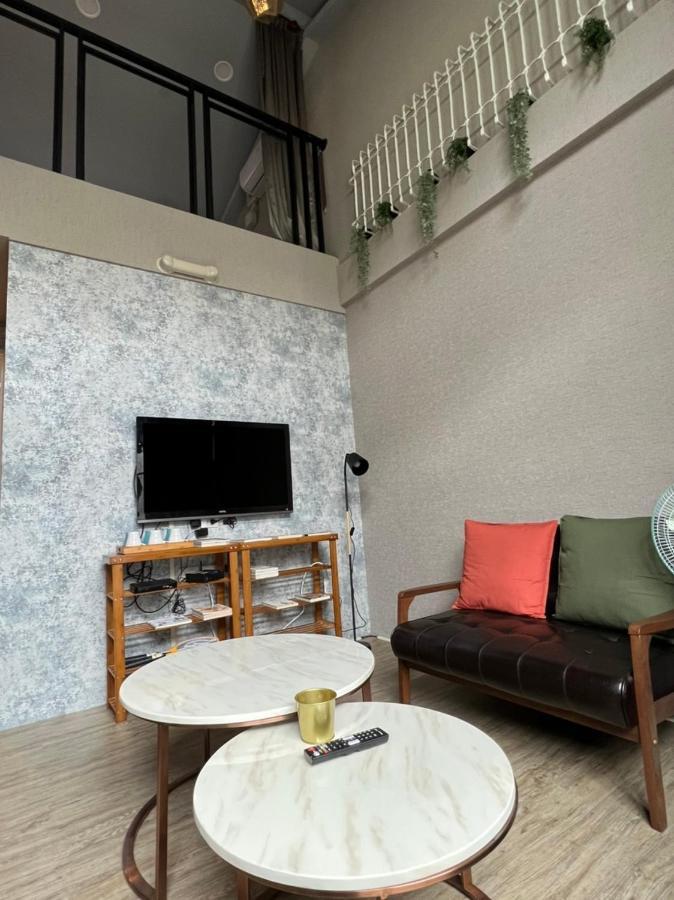 Reise Guesthouse 喜遊旅宿 ゲストハウス 旅マニア Тайнань Екстер'єр фото